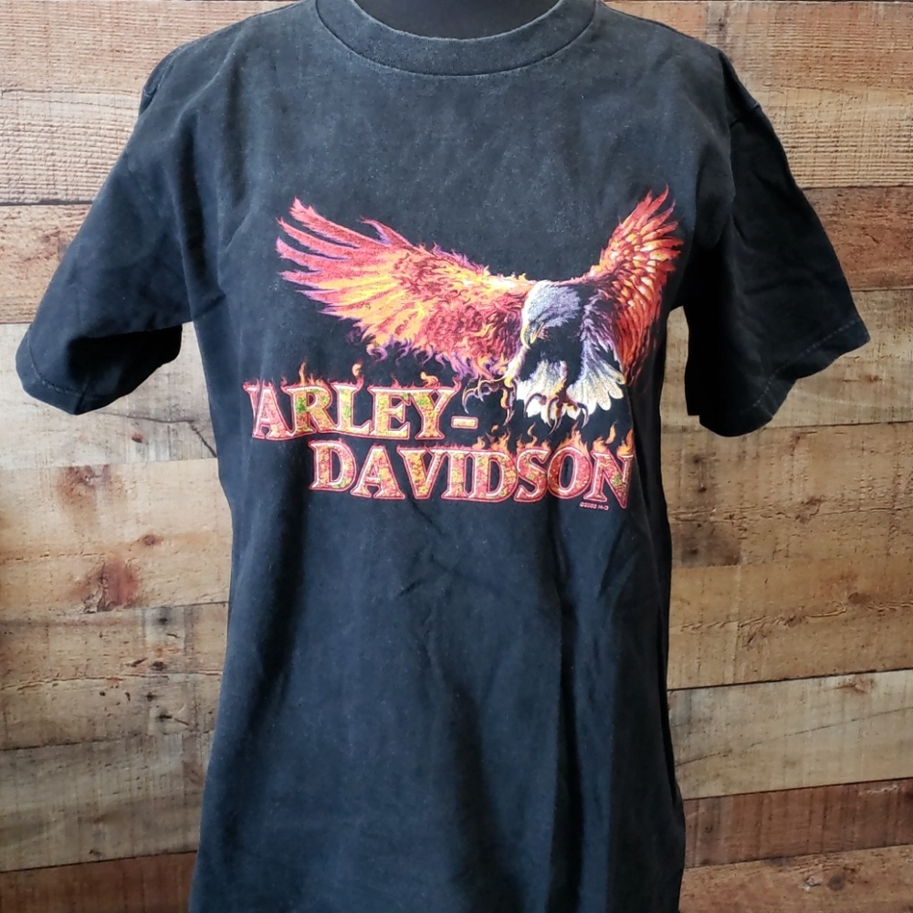 Medium Black Harley Davidson tee shirt